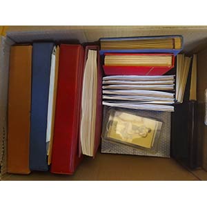 Box containing various Marini albums, strip ... 