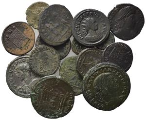 Lot of 15 Roman Imperial Æ coins, to be ... 