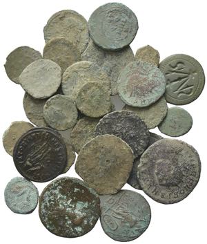 Lot of 30 Late Roman Imperial Æ coins, ... 
