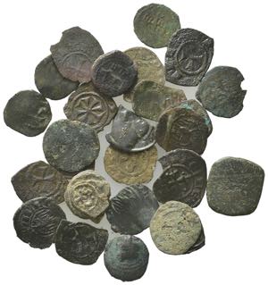 Lot of 25 Æ and BI Medieval coins, to be ... 