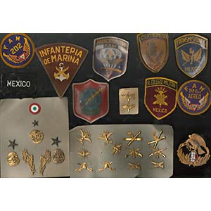 MEXICOLot of patches and badgesVery good ... 