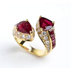 Ruby diamond contrarie motif band gold ring ... 