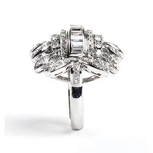 Diamond white gold ring18K white ... 