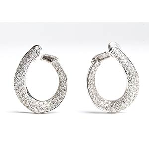 Pair of diamond ribbon gold earrings18k ... 