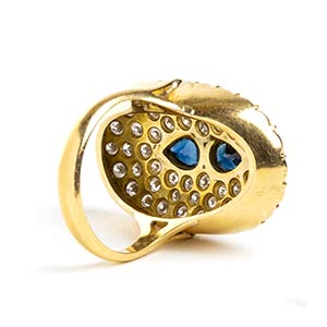 Gold ring with pair of sapphires ... 