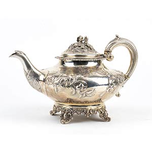 English Victorian sterling silver ttea pot - ... 