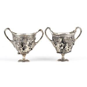 Two Italian silver cups - ... 