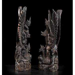 A PAIR OF WOOD SCULPTURE WITH ... 