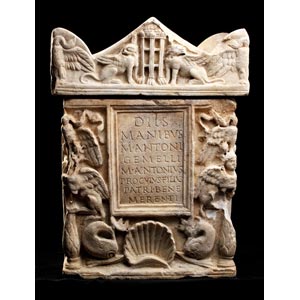 Bellissima urna marmorea di Marcus Antonius ... 