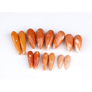 7 pairs of loose cerasuolo coral ... 