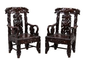 COPPIA DI POLTRONECina, XX secolo105 x 62 x ... 
