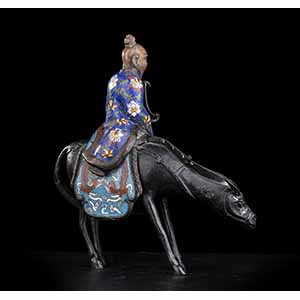 A CLOISONNÉ ENAMELLED BRONZE ... 