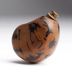 Carved chalcedony snuff bottle;XX Century; ... 