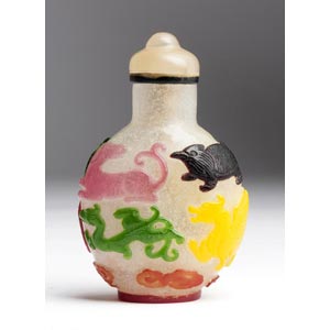 Four colors overlay glass snuff bottle;XIX ... 