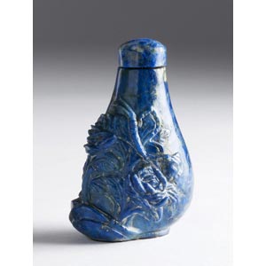 Carved lapis lazuli snuff bottle;XIX ... 