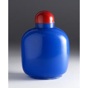 Painted glass snuff bottle;XX Century; 9 cm; 