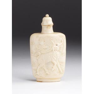 Carved Qilin Ivory snuff bottle;XX Century; ... 