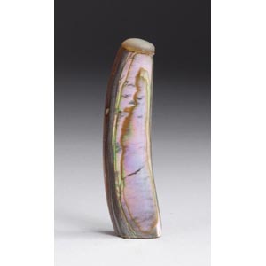 Mother of pearl snuff bottle;XX Century; 4,9 ... 