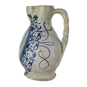 Mojolica flagon painted in blue ... 