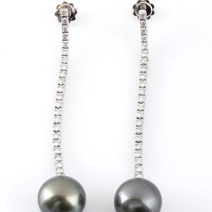 PAIR OF DIAMOND AND PEARL PENDENT EARRINGS ; ... 