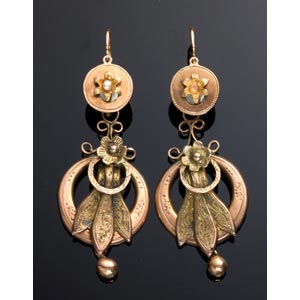 GOLD EARRINGS - ITALY, 19TH CENTURY; floreal ... 