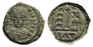Maurice Tiberius (582-602).  Æ 10 Nummi ... 