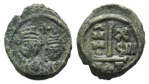 Heraclius (610-641). Æ 10 Nummi (16mm, ... 