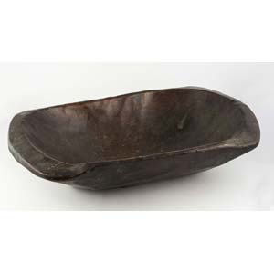 Ancient wooden tray, l. 50 cm, AFRICA, 19th ... 