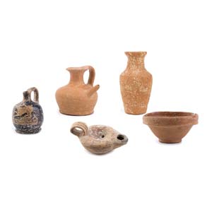 A collection of five vessels ca. 3rd - 1st ... 