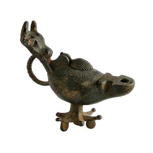 A Late Roman bronze lamp ca. 4th – 5th ... 