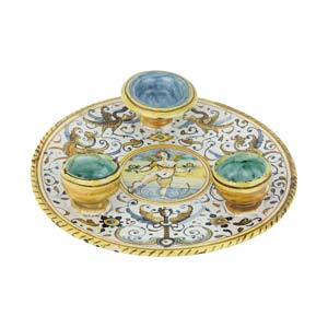 Small dish with three egg-cups. Majolica ... 