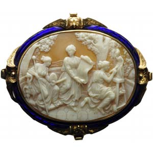 Large shell cameo, set in an elegant ... 