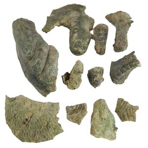 Selection of bronze statue fragments1st  - ... 