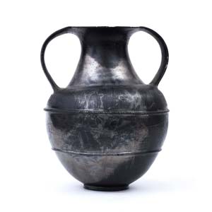 Outstandig Etruscan Bucchero amphora with ... 
