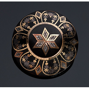 Tortoiseshell Victorian period brooch inlaid ... 