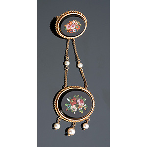 18K GOLD BROOCH WITH MICROMOSAIC AND ... 