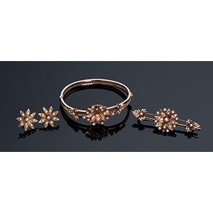 14k yellow gold floral bracelet, brooch & ... 