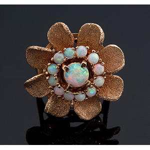 14k yellow gold and opals flower ring, mid ... 