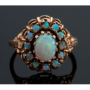 Victorian style 14K yellow gold opals ring, ... 