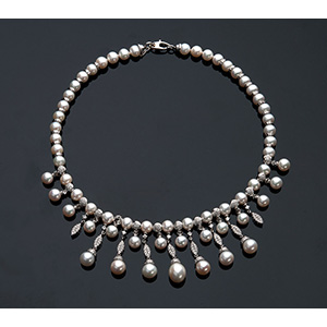 PRELATI - Collana perle, oro 18K, brillanti ... 