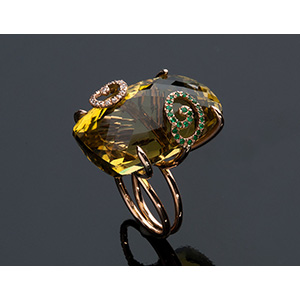 PRELATI - Anello in oro 18K, smeraldi, ... 