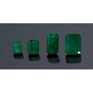 Lotto di smeraldi n. 4 smeraldi di forma ... 