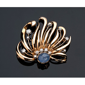 18K GOLD , SAPPHIRE AND DIAMOND BROOCH
with ... 