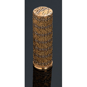 18K gold lipstick case 
cylindrical shape ... 