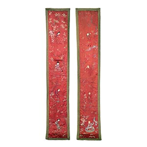 A PAIR OF LATE QING DYNASTY LARGE ... 
