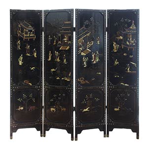 AN EARLY 20TH CENTURY CHINESE FOUR PANELS ... 