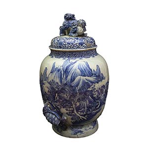 A LARGE MEIJI PERIOD ‘BLUE AND WHITE’ ... 