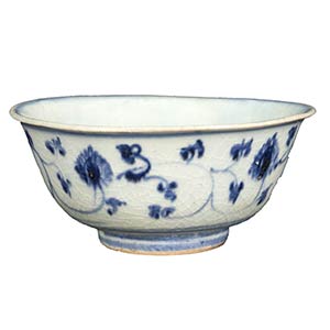 A MING DYNASTY BLUE AND WHITE BOWLlate 15th ... 