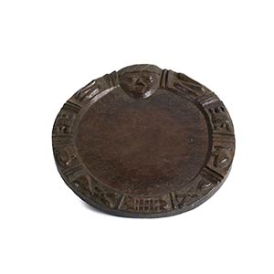 A YORUBA WOODEN DIVINATION TRAY FROM ... 