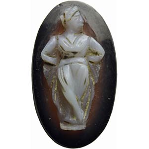 Double-layered agate cameo. Dancing female ... 